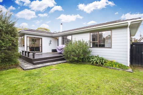 Photo of property in 13 Luanda Drive, Ranui, Auckland, 0612