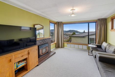 Photo of property in 64 Skibo Street, Kew, Dunedin, 9012