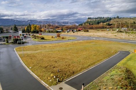 Photo of property in 2 Hebbard Court, Albert Town, Wanaka, 9305