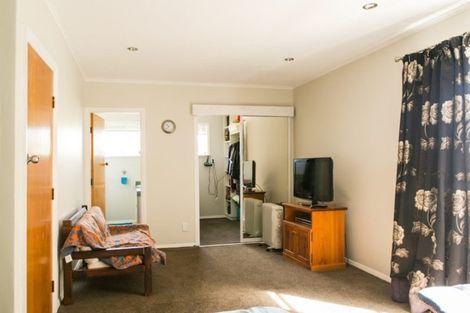 Photo of property in 20 Macaulay Street, Johnsonville, Wellington, 6037