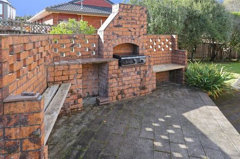 Photo of property in 13 Vintage Drive, Henderson, Auckland, 0612