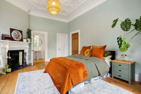 Photo of property in 18 Thornton Road, Cambridge, 3434