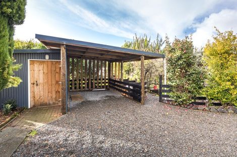 Photo of property in 24 Gorton Street, Bulls, 4818