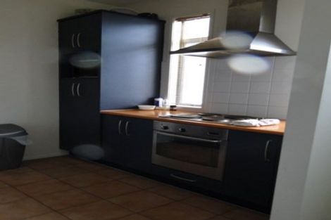 Photo of property in 12/2 Armoy Drive, East Tamaki, Auckland, 2016