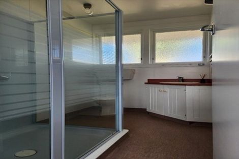 Photo of property in 10a Vogel Street, Fitzroy, New Plymouth, 4312