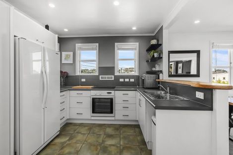 Photo of property in 41 Revans Street, Miramar, Wellington, 6022