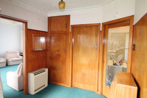 Photo of property in 2 Sussex Street, Mossburn, 9792