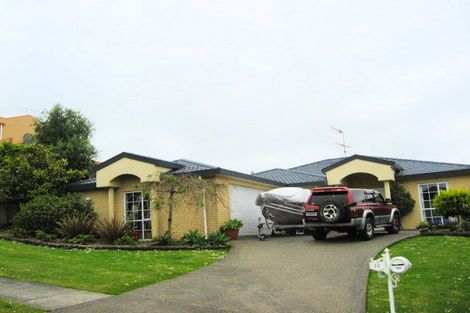 Photo of property in 12 Roseville Road, Gulf Harbour, Whangaparaoa, 0930