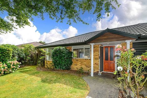 Photo of property in 21 Villa Grove, Ilam, Christchurch, 8041