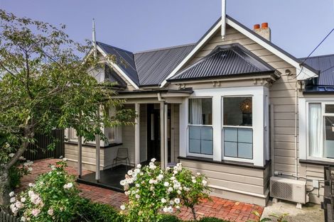 Photo of property in 24 Albert Street, Saint Clair, Dunedin, 9012