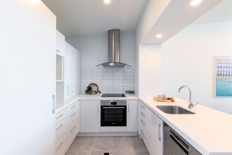 Photo of property in 11/272 Marine Parade, New Brighton, Christchurch, 8061