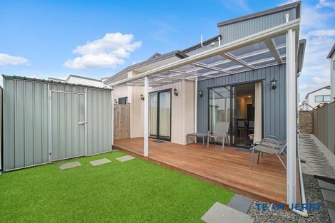 Photo of property in 35 Tumu Road, Papakura, 2110