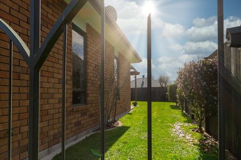 Photo of property in 177 Thornton Road, Cambridge, 3434