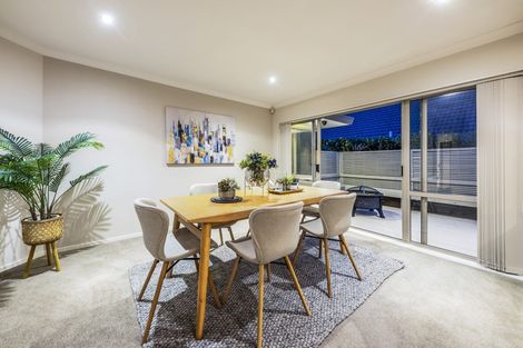 Photo of property in 6 Kilimanjaro Drive, Northpark, Auckland, 2013