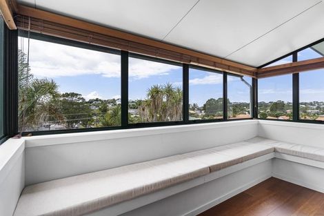 Photo of property in 4a Holiday Road, Stanmore Bay, Whangaparaoa, 0932