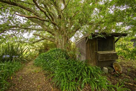 Photo of property in 381 Bickerstaffe Road, Maungaturoto, 0587