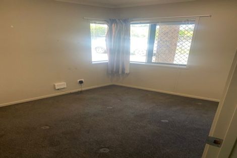Photo of property in 5 Montrose Place, Highlands Park, New Plymouth, 4312