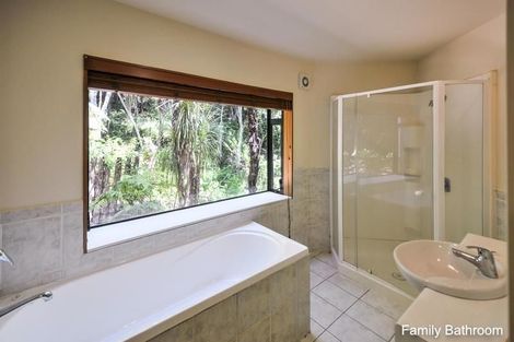 Photo of property in 2/16 Archers Road, Glenfield, Auckland, 0629