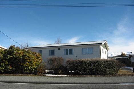 Photo of property in 2 Maryburn Road, Twizel, 7901