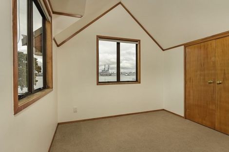 Photo of property in 33 Queens Parade, Devonport, Auckland, 0624