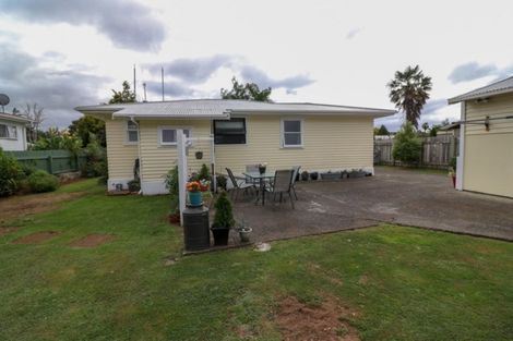 Photo of property in 3 Mathew Street, Dannevirke, 4930