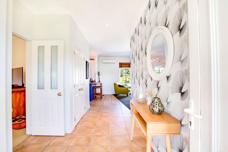 Photo of property in 5j Brights Road, Waiuku, 2123