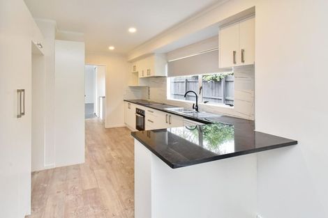 Photo of property in 32 Sheriff Place, Randwick Park, Auckland, 2105