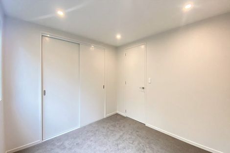 Photo of property in 5/37 Camelot Place, Glenfield, Auckland, 0629