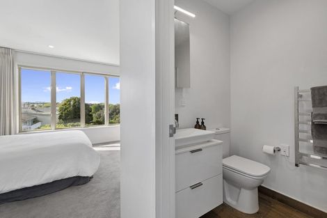 Photo of property in 9/83 Hinemoa Street, Birkenhead, Auckland, 0626