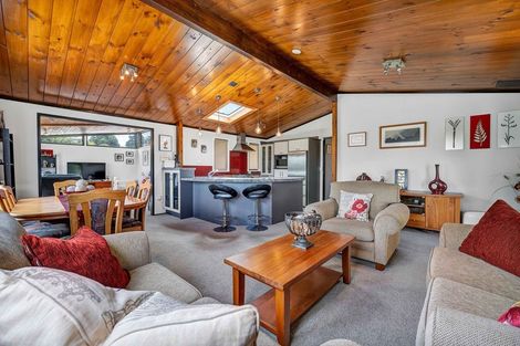 Photo of property in 13 Cargill Place, Frankleigh Park, New Plymouth, 4310