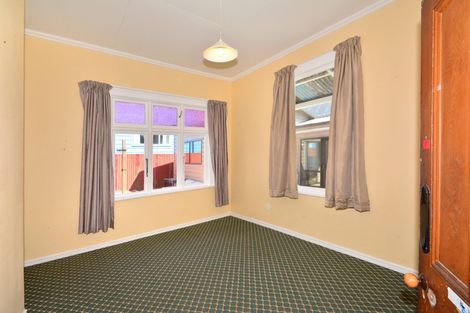 Photo of property in 122 Harbour Terrace, North Dunedin, Dunedin, 9016