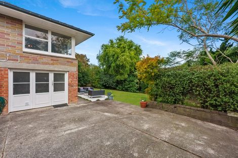 Photo of property in 1/9a Eversleigh Road, Belmont, Auckland, 0622