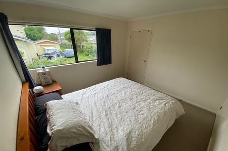 Photo of property in 48a Beauchamp Street, Tawa, Wellington, 5028