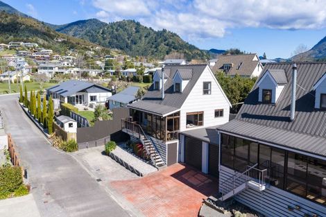 Photo of property in 251a Waikawa Road, Waikawa, Picton, 7220