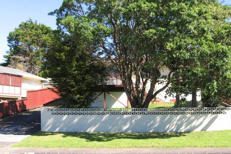 Photo of property in 7 Finlow Drive, Te Atatu South, Auckland, 0610