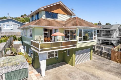 Photo of property in 28 Taupo Crescent, Plimmerton, Porirua, 5026