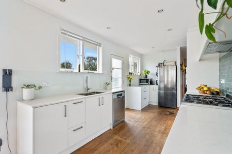 Photo of property in 17 Tuatara Drive, Te Kamo, Whangarei, 0112