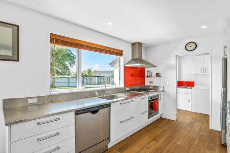 Photo of property in 10a Branksome Place, Parklands, Christchurch, 8083