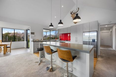 Photo of property in 5 Parkview Street, Wanaka, 9382