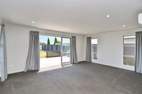 Photo of property in 8 Helmore Street, Rangiora, 7400