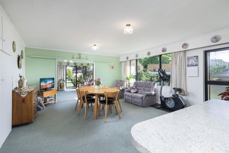 Photo of property in 1 Pitman Place, Waimate, 7924