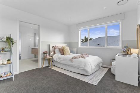 Photo of property in 39a Aramoana Avenue, Devonport, Auckland, 0624