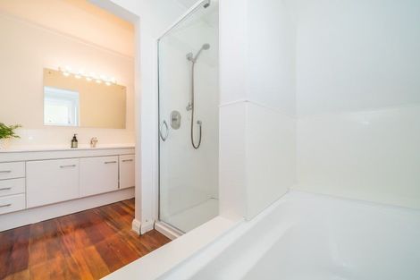 Photo of property in 17 Swansea Street, Hokowhitu, Palmerston North, 4410