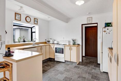 Photo of property in 8 Von Tempsky Street, Normanby, Hawera, 4614