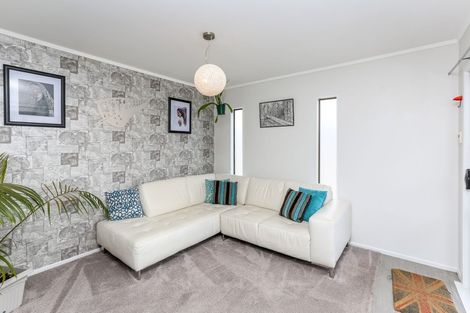 Photo of property in 220 Frankley Road, Frankleigh Park, New Plymouth, 4310