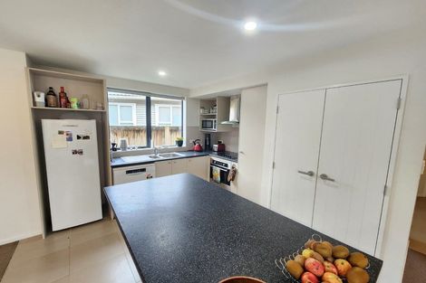 Photo of property in 2/3a Curzon Street, Onehunga, Auckland, 1061