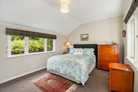 Photo of property in 24 Buscomb Avenue, Henderson, Auckland, 0610