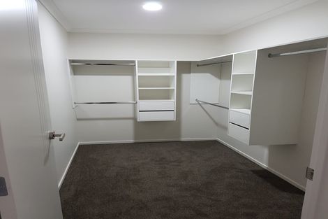 Photo of property in 5 Karokaro Road, Takanini, 2112