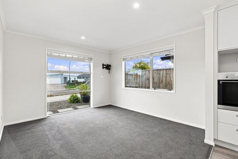 Photo of property in 18 Stevenson Drive, Papamoa, 3118
