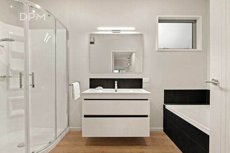 Photo of property in 1 Falcon Street, Roslyn, Dunedin, 9010